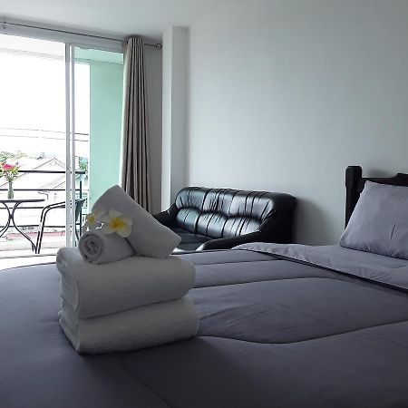 Saiyuan Guesthouse Rawai エクステリア 写真